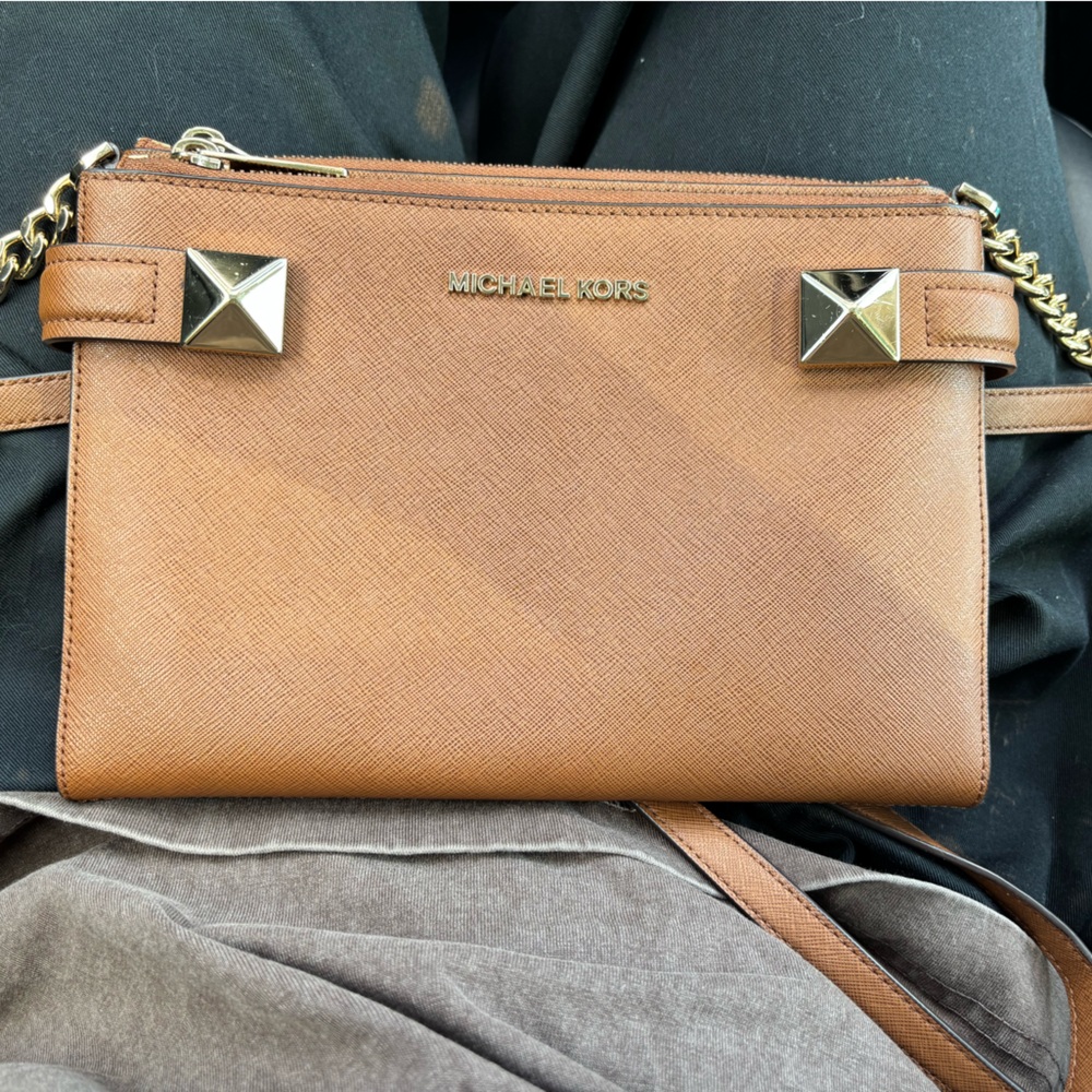 Michael Kors Karla East west Dual Zip Small Siffiano Leather Crossbody Purse